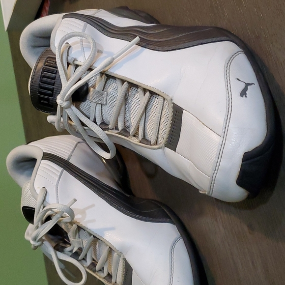 Men's Puma Tennis Shoes - Picture 7 of 8